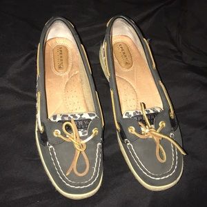 Size 8 Sperrys